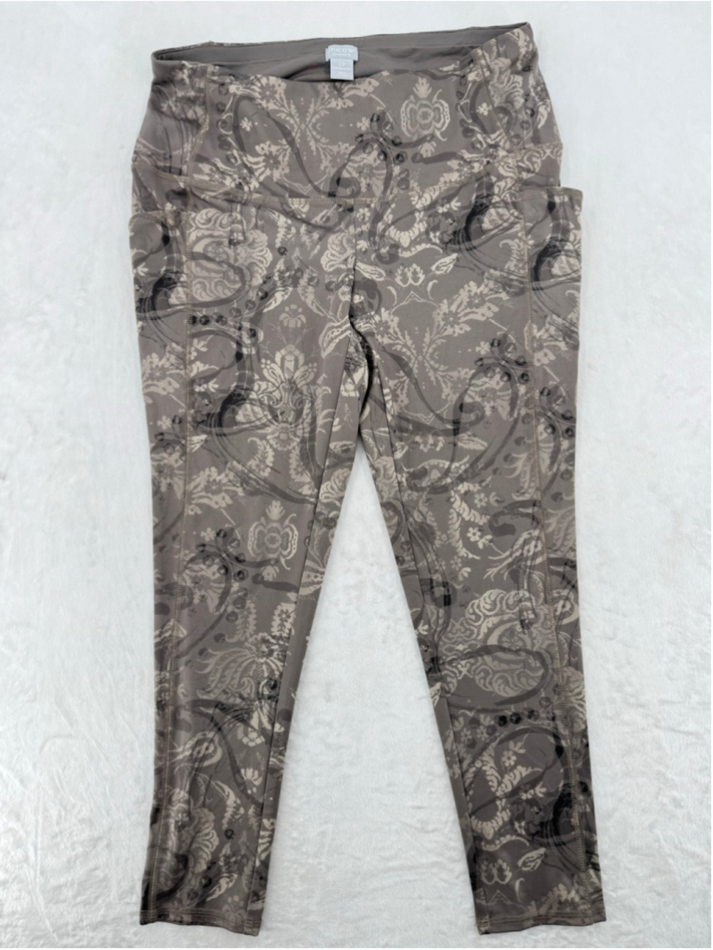 Chico's Zenergy Leggings Taupe Beige Floral Print Thigh Pockets Sz 2P/12-14P
